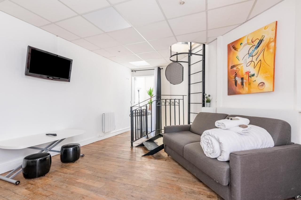 Triplex Magenta Quest Lejlighed Paris Eksteriør billede