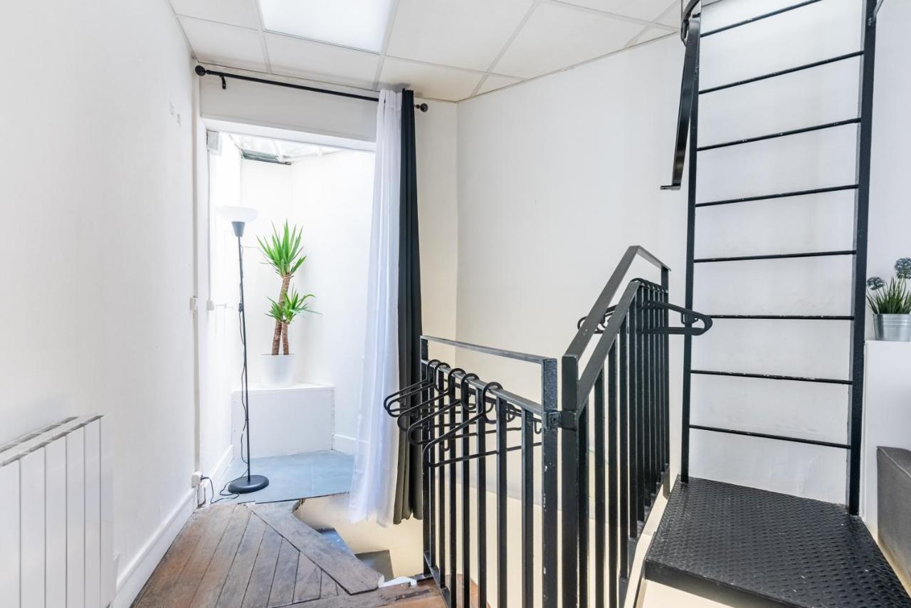 Triplex Magenta Quest Lejlighed Paris Eksteriør billede